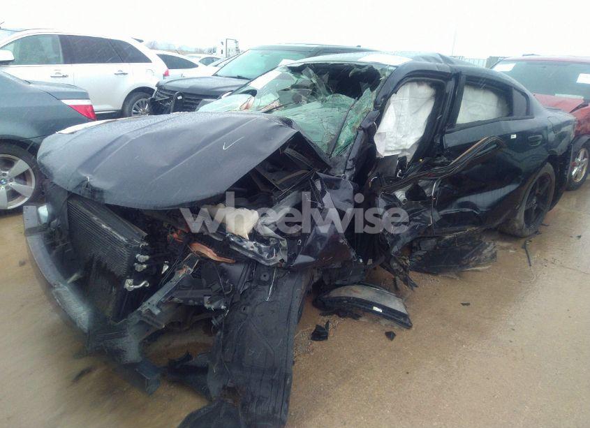 Photo 2 of 2018 Dodge Charger SXT PLUS RWD (VIN 2C3CDXHG0JH166497)