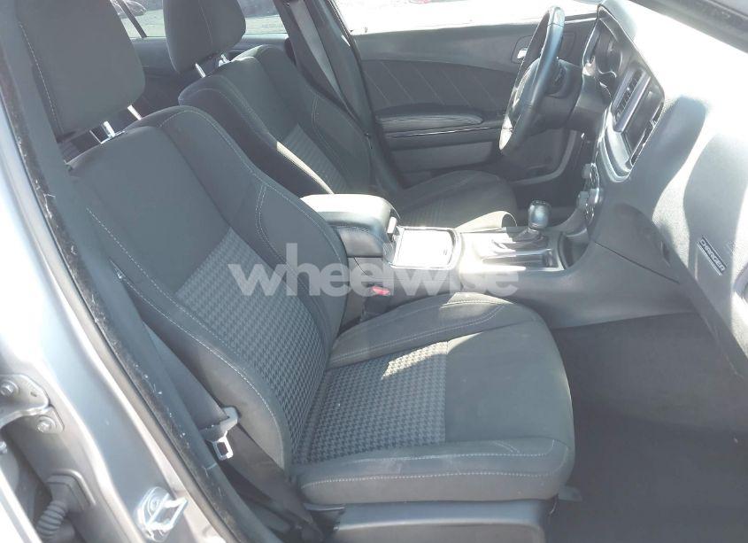 Photo 5 of 2018 Dodge Charger SXT PLUS RWD (VIN 2C3CDXHG0JH179332)