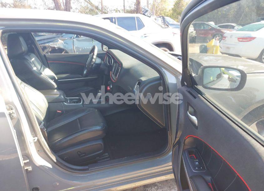 Photo 5 of 2018 Dodge Charger SXT PLUS RWD (VIN 2C3CDXHG0JH188614)