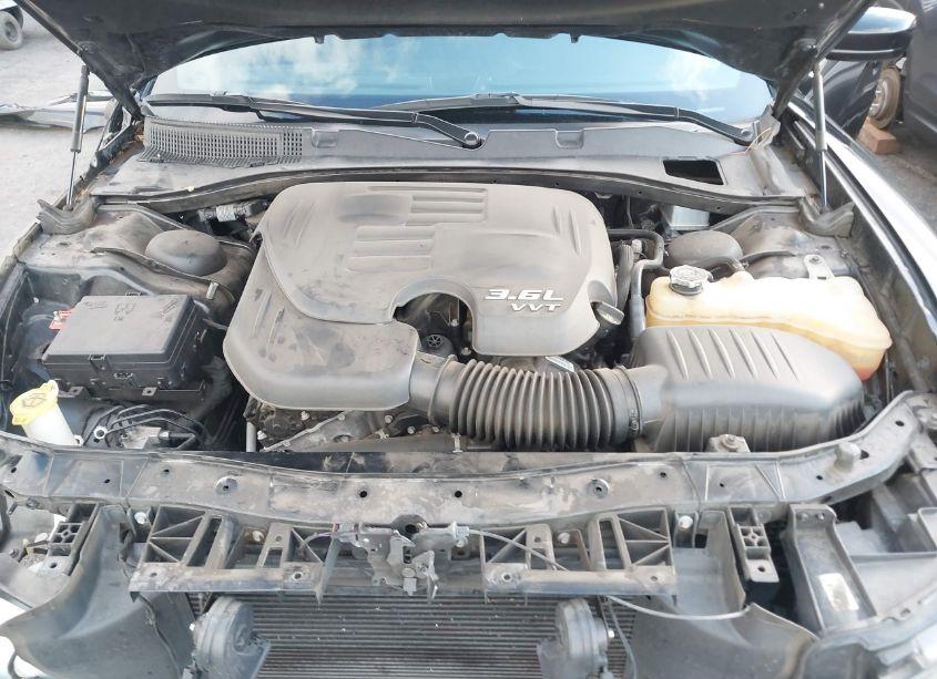 Photo 10 of 2018 Dodge Charger SXT PLUS RWD (VIN 2C3CDXHG0JH207047)