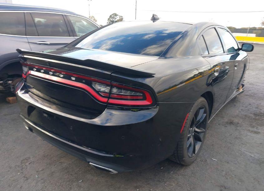 Photo 4 of 2018 Dodge Charger SXT PLUS RWD (VIN 2C3CDXHG0JH207047)