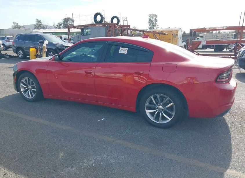 Photo 14 of 2015 Dodge Charger SXT (VIN 2C3CDXHG1FH827624)