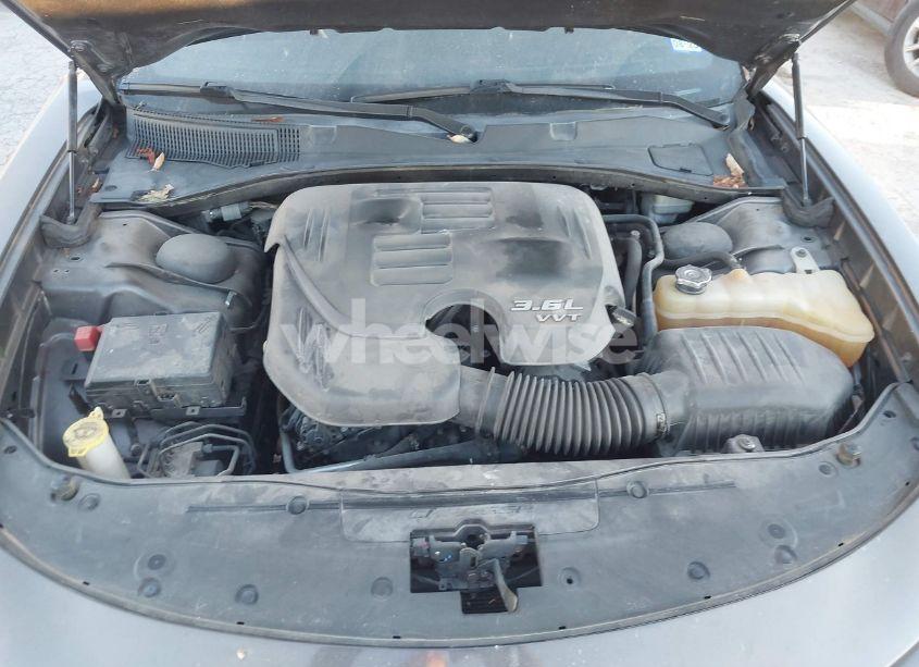 Photo 10 of 2015 Dodge Charger SXT (VIN 2C3CDXHG1FH844259)