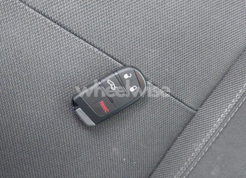 Photo 11 of 2015 Dodge Charger SXT (VIN 2C3CDXHG1FH844259)