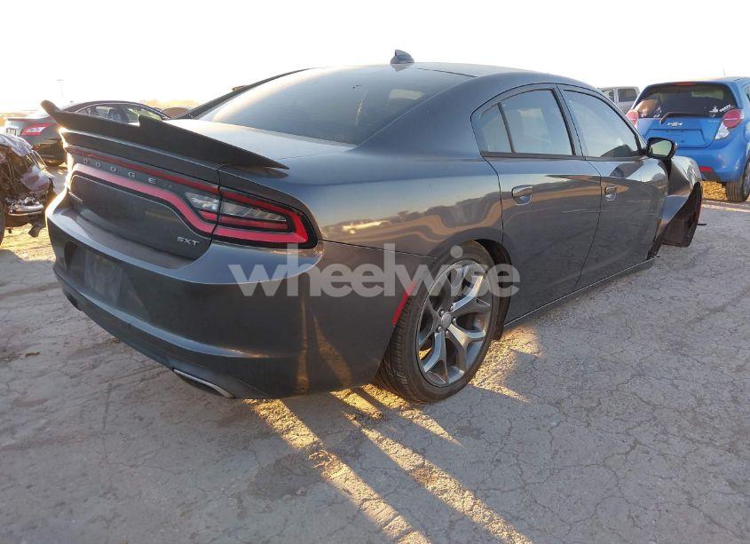 Photo 4 of 2015 Dodge Charger SXT (VIN 2C3CDXHG1FH844259)
