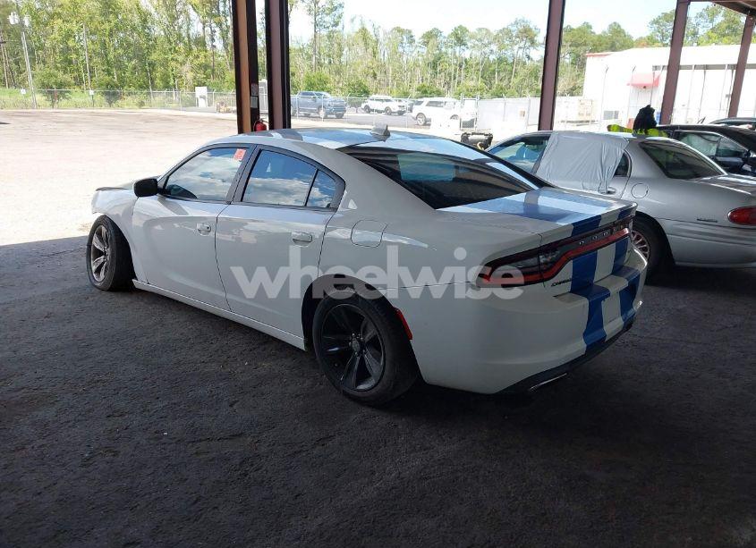 Photo 3 of 2017 Dodge Charger SXT RWD (VIN 2C3CDXHG1HH525124)