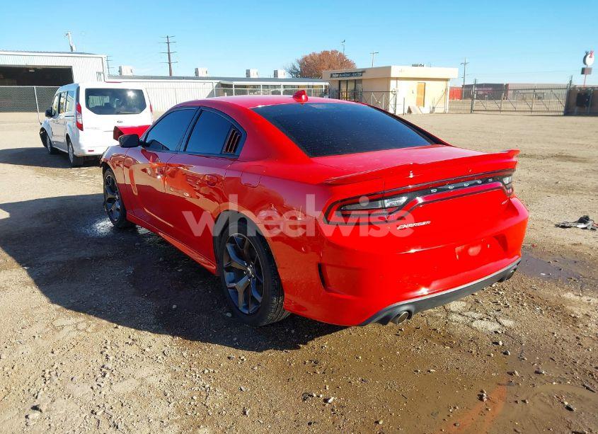 Photo 3 of 2019 Dodge Charger GT RWD (VIN 2C3CDXHG1KH527270)