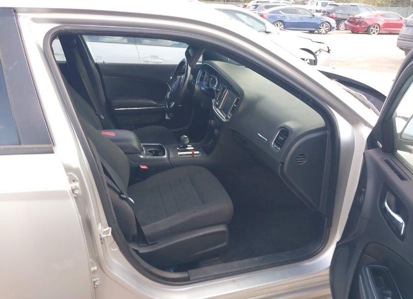 Photo 5 of 2012 Dodge Charger SXT (VIN 2C3CDXHG2CH164432)