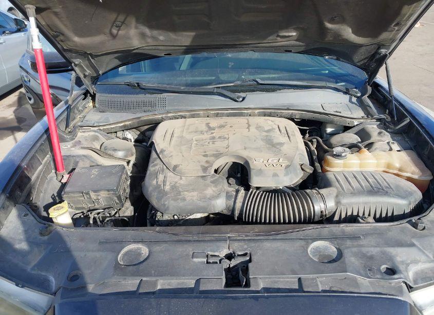 Photo 10 of 2012 Dodge Charger SXT (VIN 2C3CDXHG2CH245110)