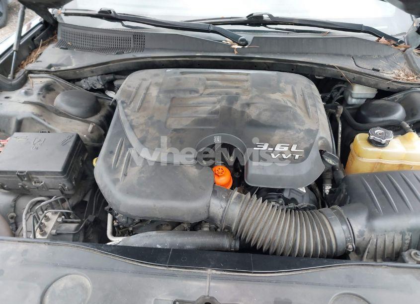 Photo 10 of 2013 Dodge Charger SXT (VIN 2C3CDXHG2DH558465)