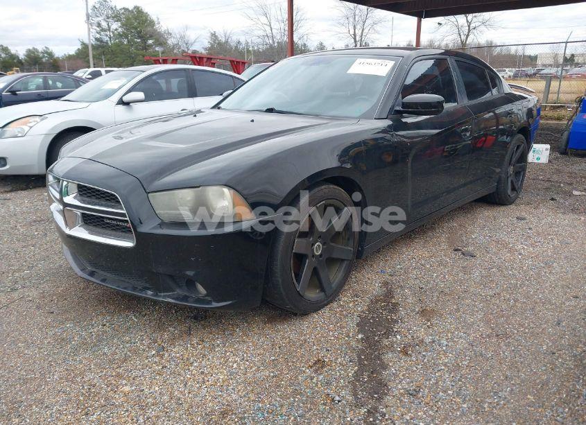 Photo 2 of 2013 Dodge Charger SXT (VIN 2C3CDXHG2DH558465)