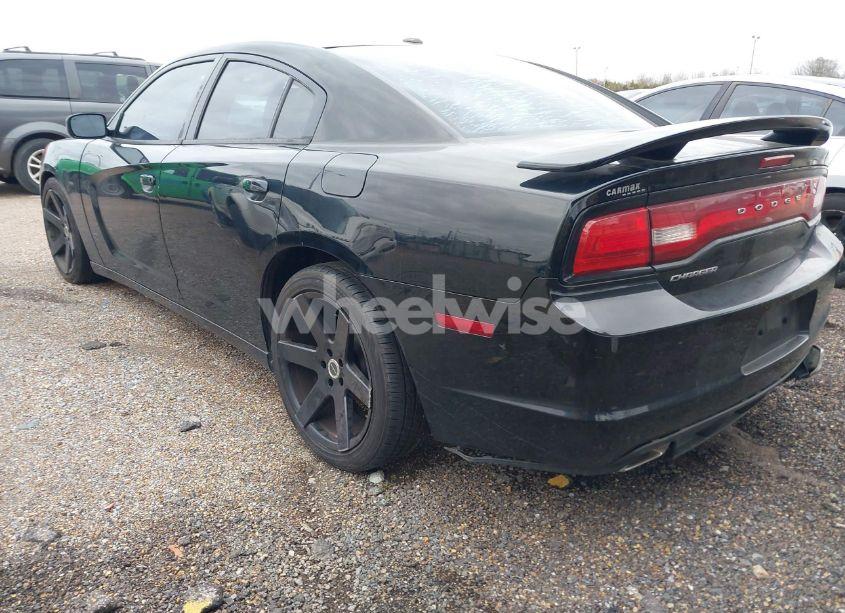 Photo 3 of 2013 Dodge Charger SXT (VIN 2C3CDXHG2DH558465)