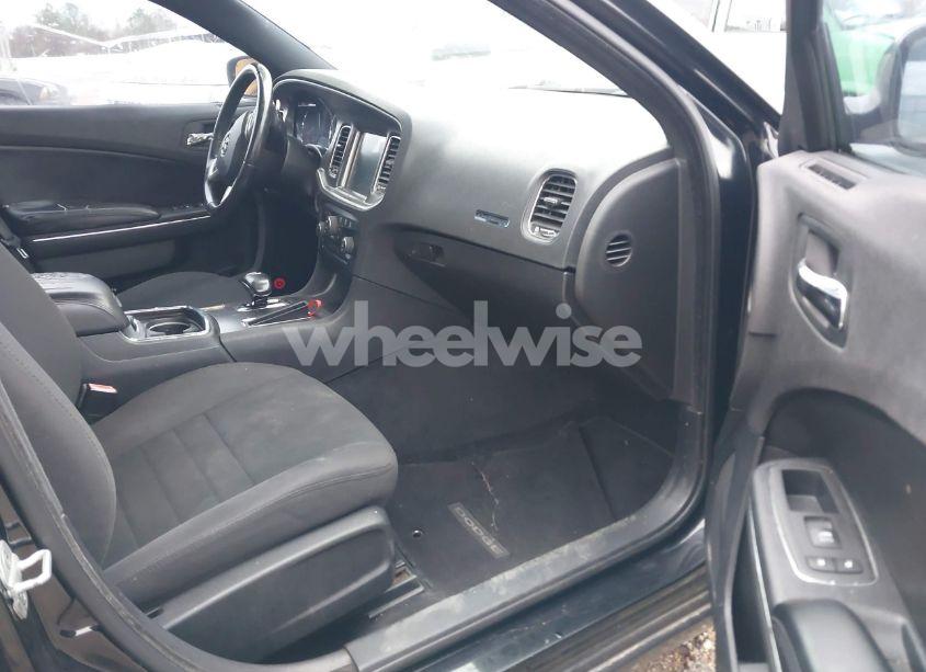 Photo 5 of 2013 Dodge Charger SXT (VIN 2C3CDXHG2DH558465)