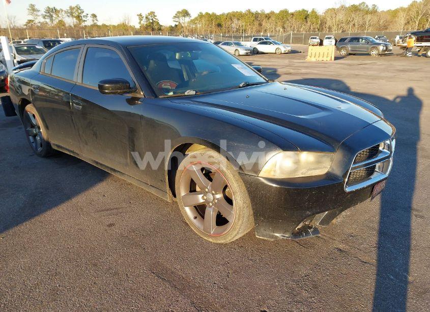 2014 Dodge Charger SXT (VIN 2C3CDXHG2EH164112) main photo