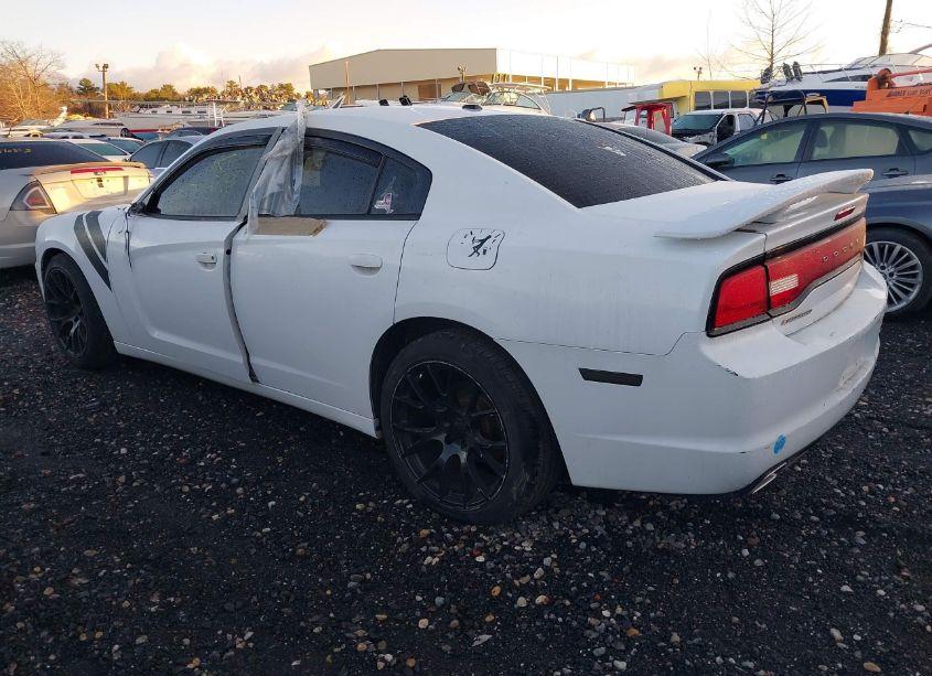 Photo 3 of 2014 Dodge Charger SXT (VIN 2C3CDXHG2EH267398)
