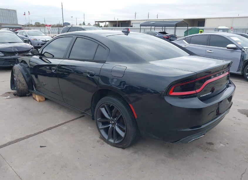 Photo 3 of 2015 Dodge Charger SXT (VIN 2C3CDXHG2FH825249)