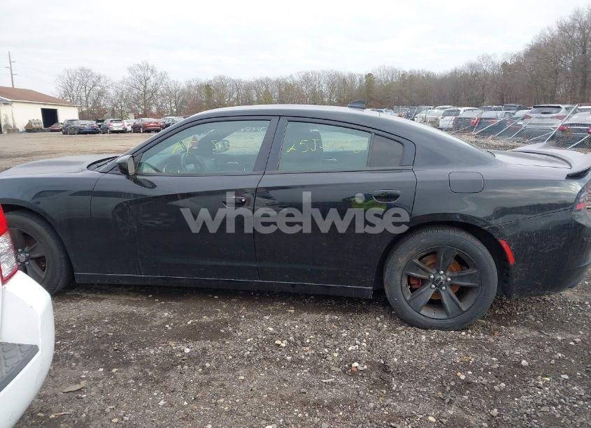 Photo 13 of 2016 Dodge Charger SXT (VIN 2C3CDXHG2GH121585)
