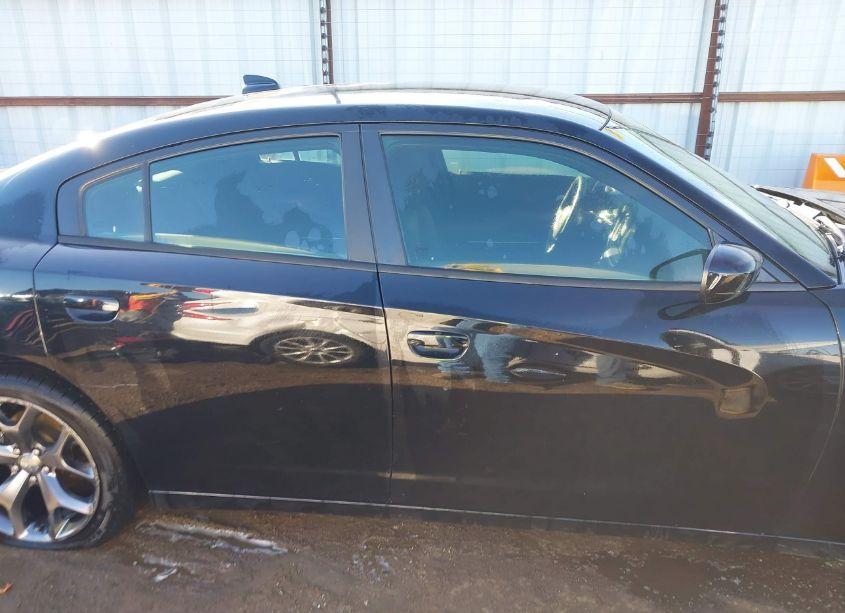 Photo 13 of 2016 Dodge Charger SXT (VIN 2C3CDXHG2GH187098)