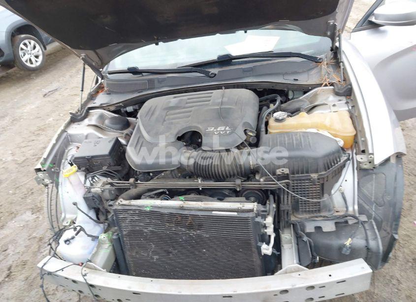 Photo 10 of 2016 Dodge Charger SXT (VIN 2C3CDXHG2GH350445)