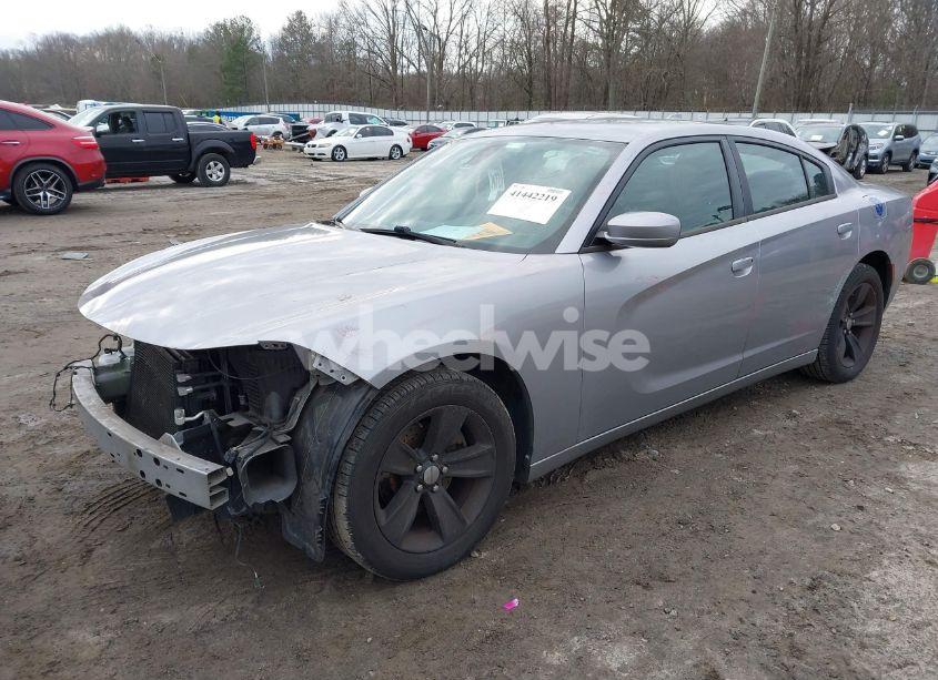 Photo 2 of 2016 Dodge Charger SXT (VIN 2C3CDXHG2GH350445)