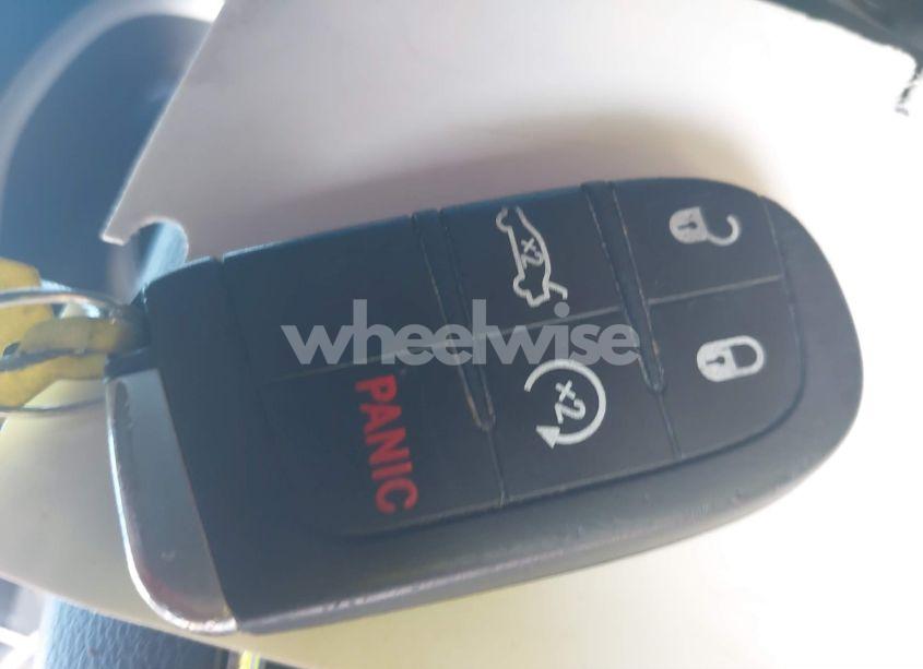 Photo 11 of 2017 Dodge Charger SXT RWD (VIN 2C3CDXHG2HH569388)