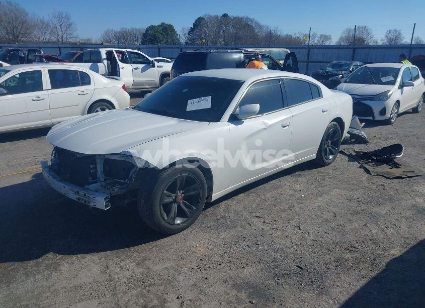 Photo 2 of 2017 Dodge Charger SXT RWD (VIN 2C3CDXHG2HH569388)