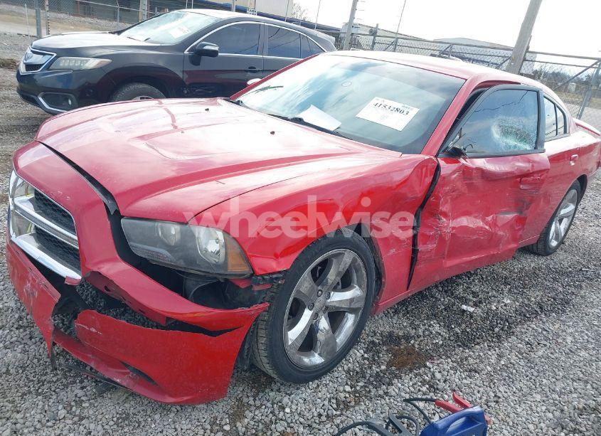 Photo 2 of 2013 Dodge Charger SXT (VIN 2C3CDXHG3DH584055)