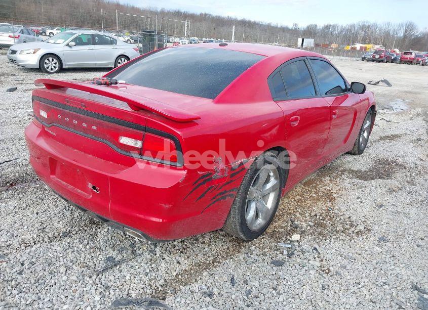 Photo 4 of 2013 Dodge Charger SXT (VIN 2C3CDXHG3DH584055)