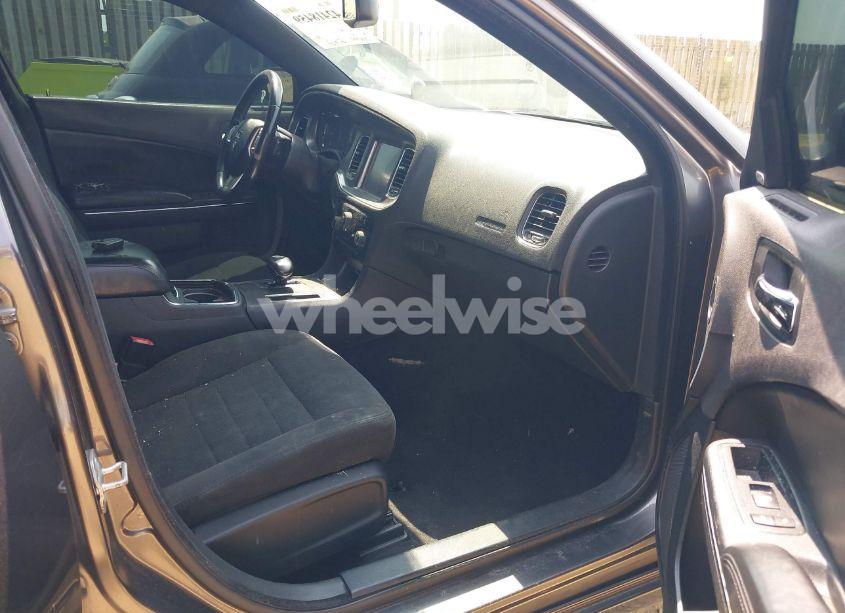 Photo 5 of 2014 Dodge Charger SXT (VIN 2C3CDXHG3EH288258)