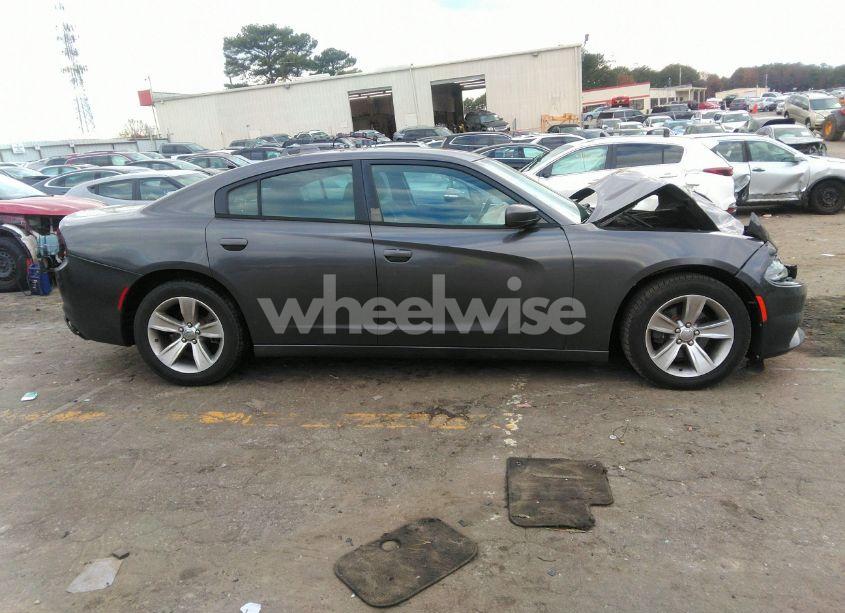 Photo 13 of 2016 Dodge Charger SXT (VIN 2C3CDXHG3GH125841)