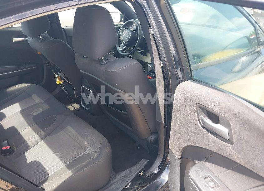 Photo 8 of 2016 Dodge Charger SXT (VIN 2C3CDXHG3GH232940)