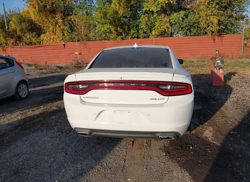 Photo 16 of 2016 Dodge Charger SXT (VIN 2C3CDXHG3GH356481)