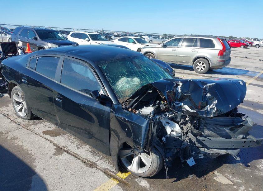 2017 Dodge Charger SXT RWD (VIN 2C3CDXHG3HH523813) main photo
