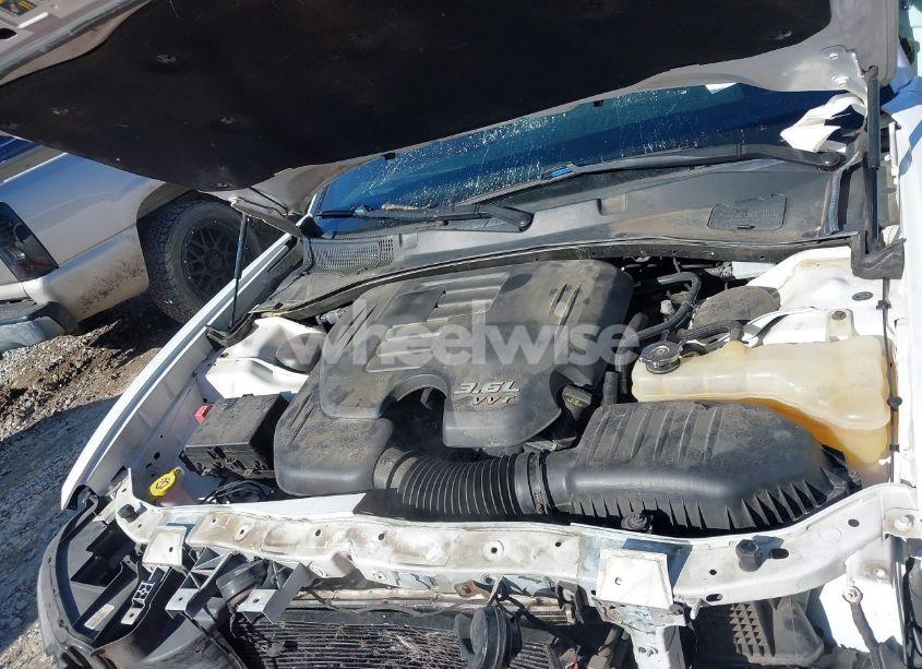 Photo 10 of 2017 Dodge Charger SXT RWD (VIN 2C3CDXHG3HH623829)