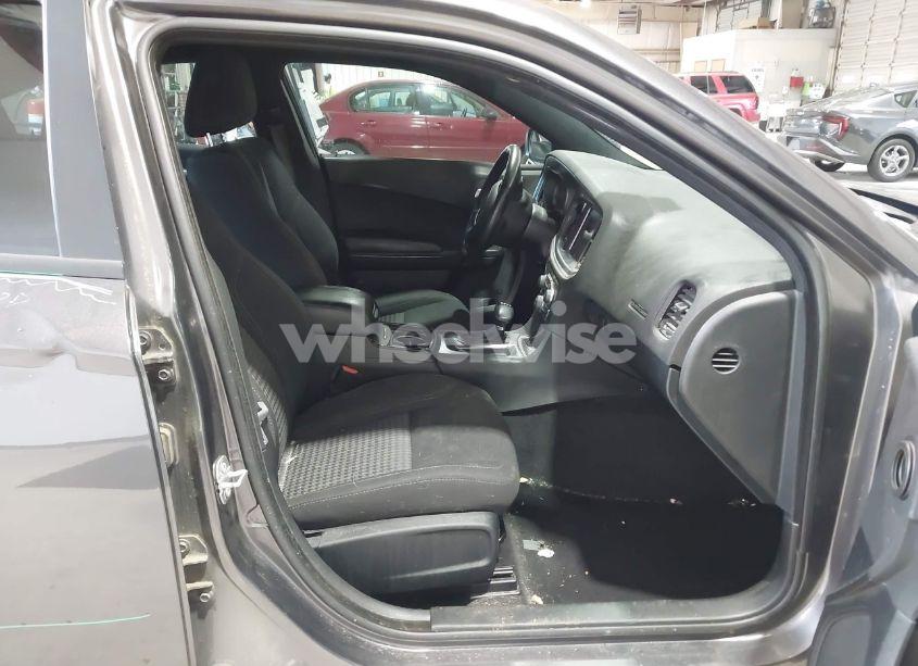 Photo 5 of 2018 Dodge Charger SXT PLUS RWD (VIN 2C3CDXHG3JH197002)