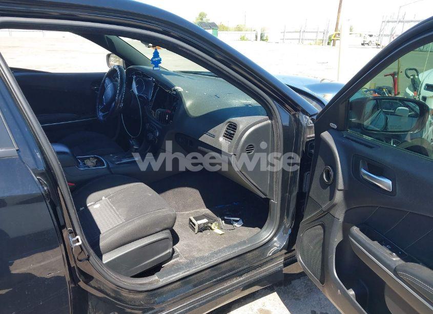 Photo 5 of 2019 Dodge Charger GT RWD (VIN 2C3CDXHG3KH512852)