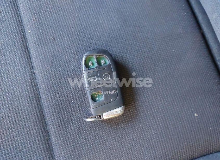 Photo 11 of 2013 Dodge Charger SXT (VIN 2C3CDXHG4DH563943)