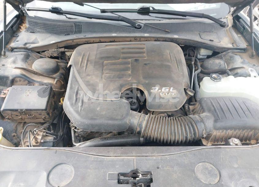 Photo 10 of 2013 Dodge Charger SXT (VIN 2C3CDXHG4DH574361)