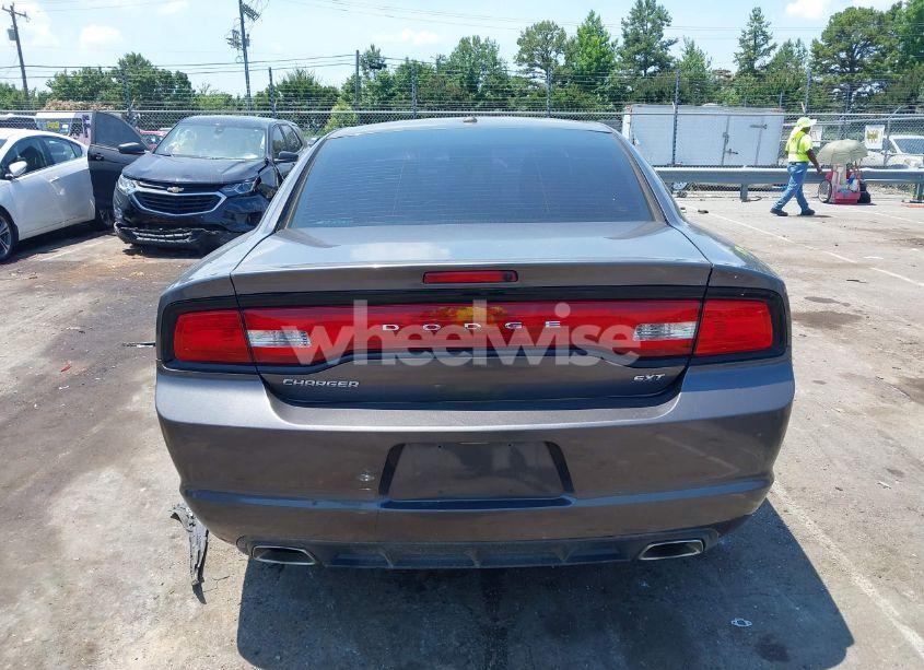 Photo 16 of 2014 Dodge Charger SXT (VIN 2C3CDXHG4EH347463)