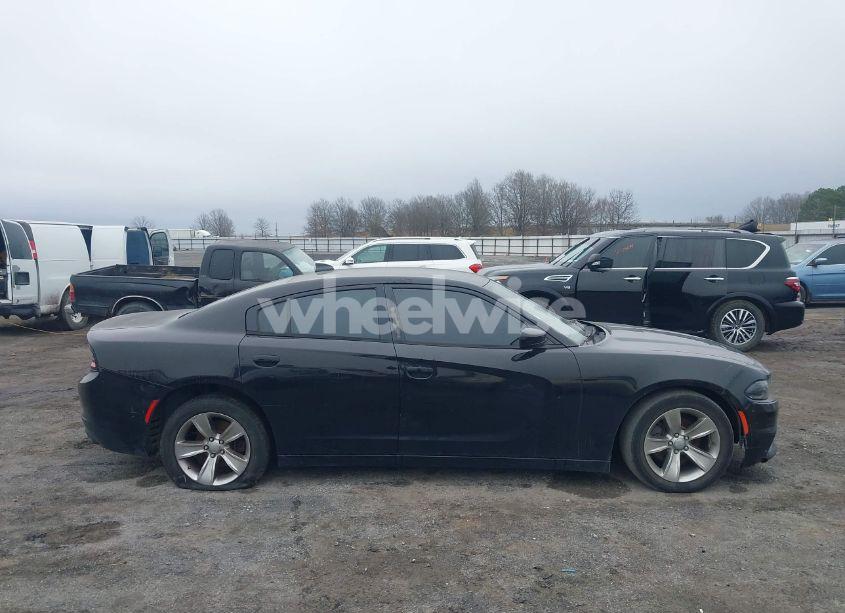 Photo 13 of 2015 Dodge Charger SXT (VIN 2C3CDXHG4FH819727)