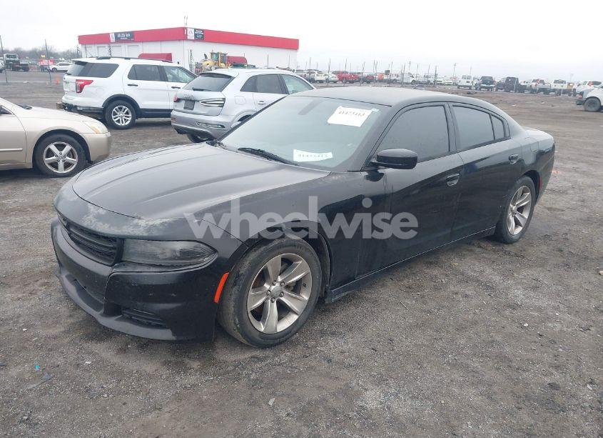 Photo 2 of 2015 Dodge Charger SXT (VIN 2C3CDXHG4FH819727)