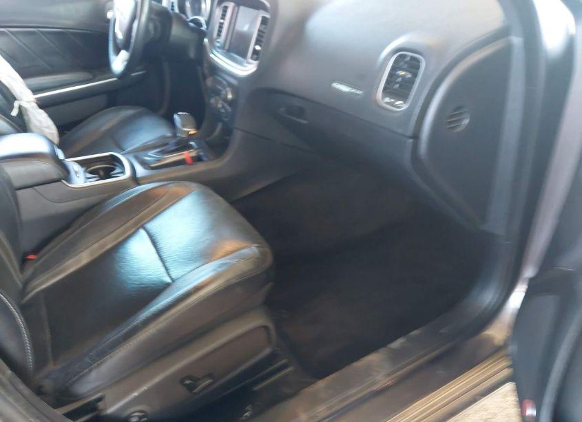 Photo 5 of 2016 Dodge Charger SXT (VIN 2C3CDXHG4GH118686)