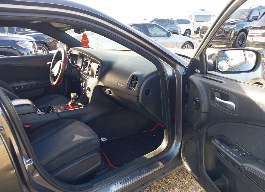 Photo 5 of 2016 Dodge Charger SXT (VIN 2C3CDXHG4GH281497)