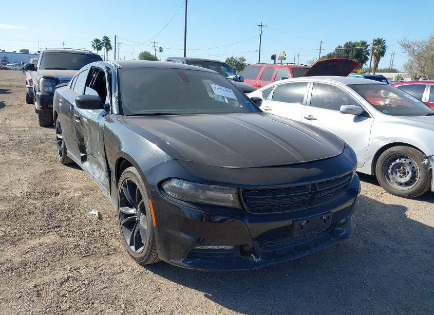 2016 Dodge Charger SXT (VIN 2C3CDXHG4GH332853) main photo