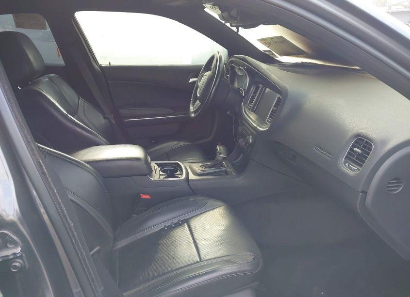 Photo 5 of 2016 Dodge Charger SXT (VIN 2C3CDXHG4GH350799)