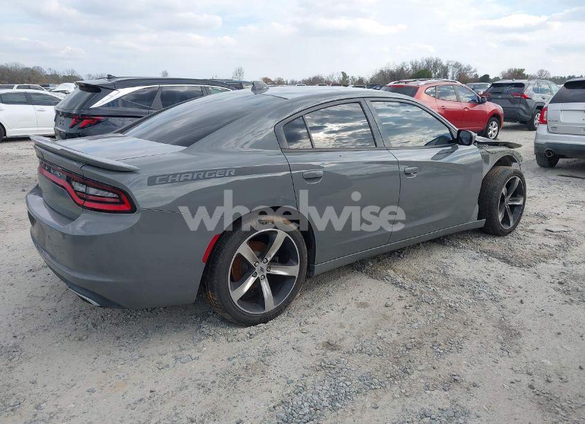 Photo 4 of 2017 Dodge Charger SXT RWD (VIN 2C3CDXHG4HH547893)