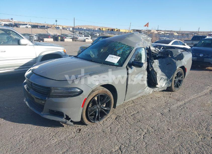 Photo 2 of 2017 Dodge Charger SXT RWD (VIN 2C3CDXHG4HH652563)