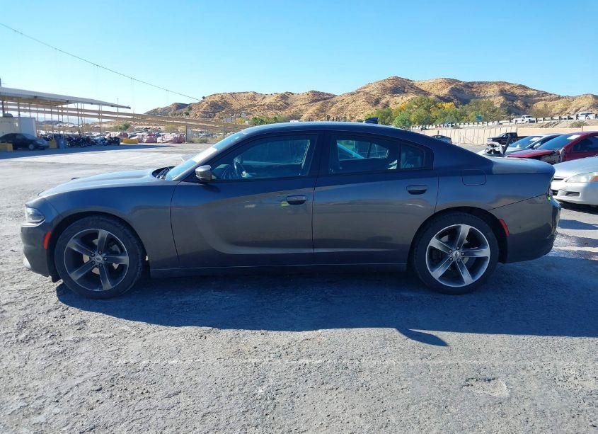 Photo 14 of 2018 Dodge Charger SXT PLUS RWD (VIN 2C3CDXHG4JH119778)