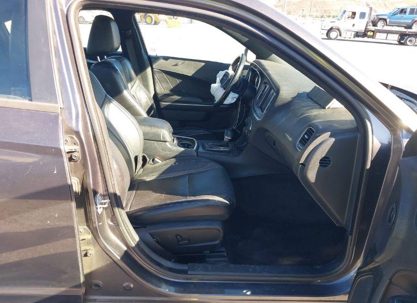 Photo 5 of 2018 Dodge Charger SXT PLUS RWD (VIN 2C3CDXHG4JH119778)