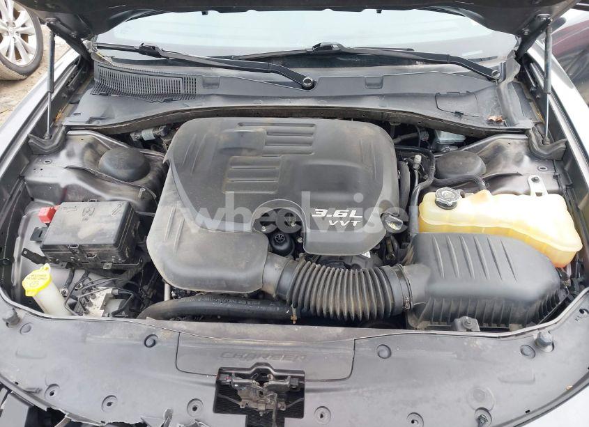 Photo 10 of 2018 Dodge Charger SXT PLUS (VIN 2C3CDXHG4JH213093)